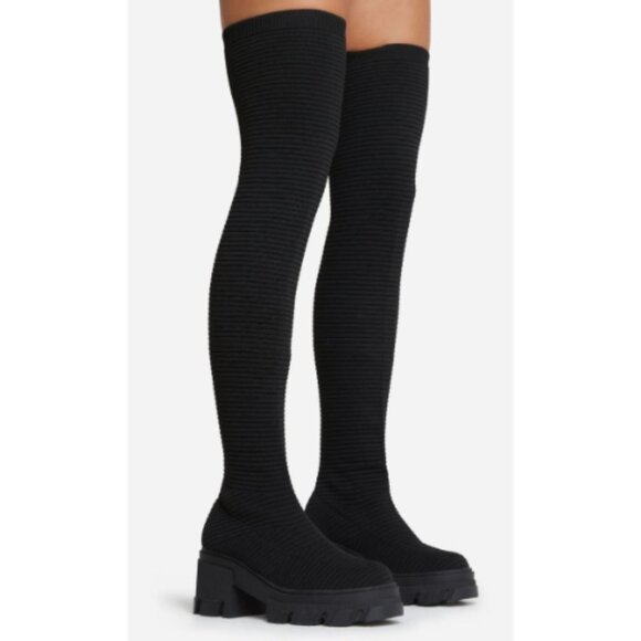 WOMENS CHUNKY LUG SOLE THIGH HIGH SOCK BOOTS BLACK SIZE 6 - Picture 1 of 1